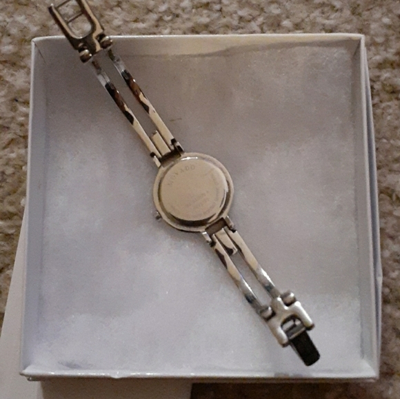 SILVER Movado Watch - Picture 3 of 4